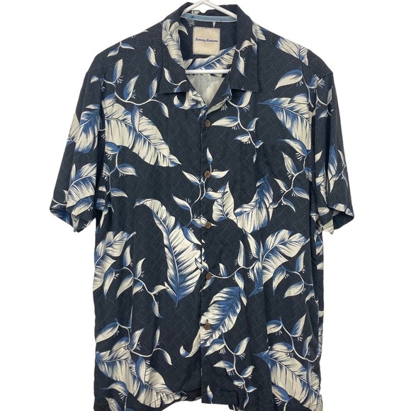 TOMMY BAHAMA Silk Tropical Print Button Down Shirt - Size L - Picture 1 of 11
